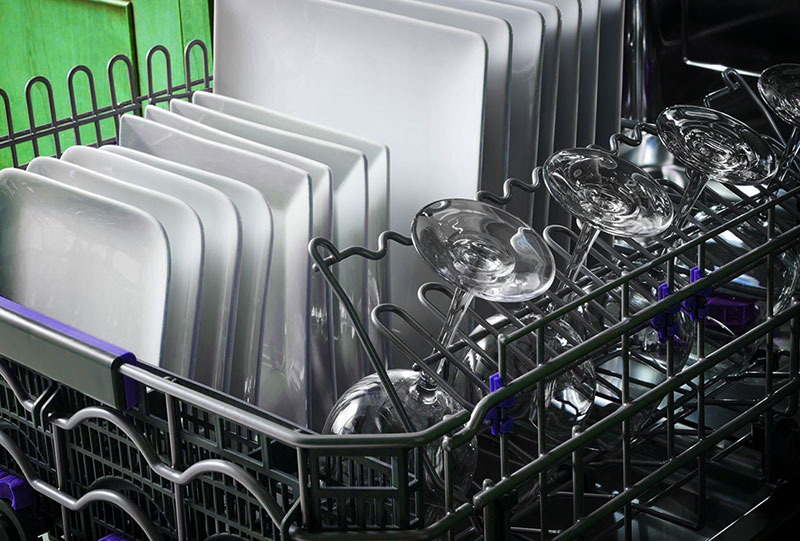 دلایل کدر شدن ظرفها داخل ماشین ظرفشویی